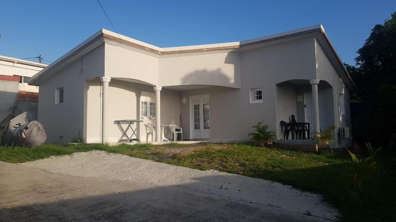 Pakehina Skys Villa Schoelcher Luaran gambar
