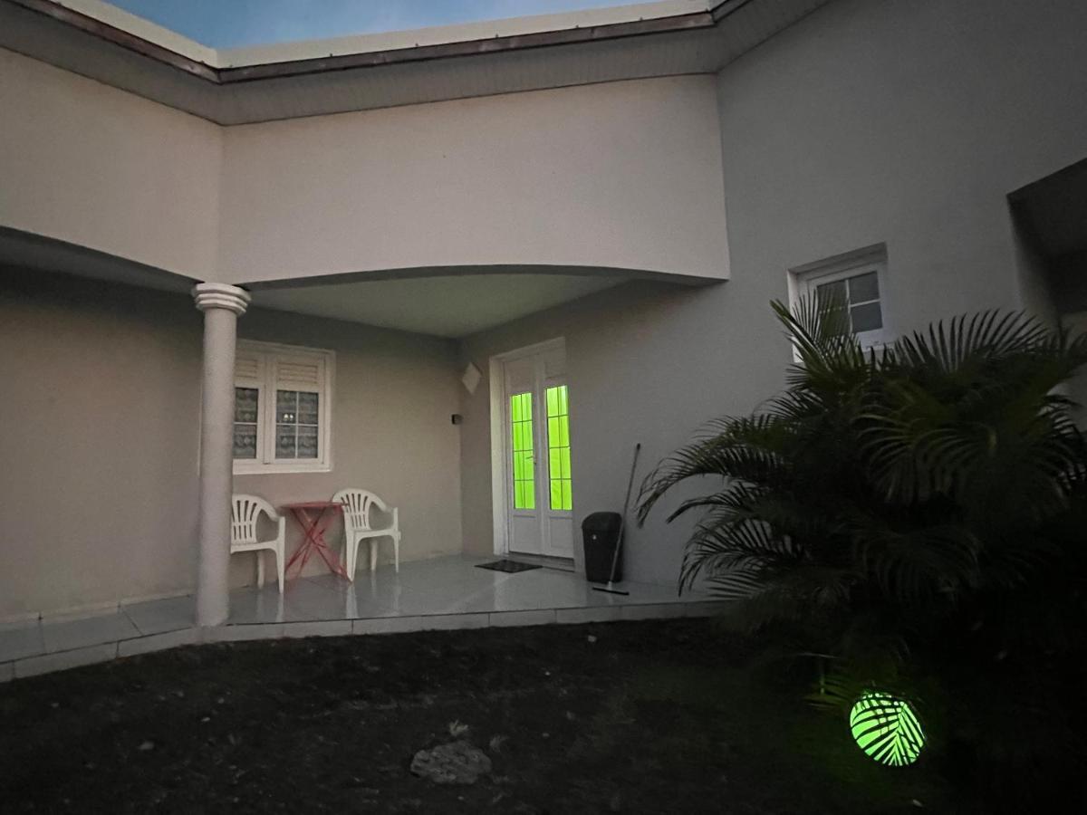 Pakehina Skys Villa Schoelcher Luaran gambar